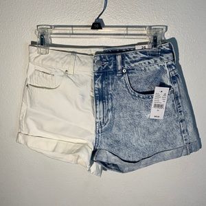 Pacsun Shorts Size 26” waist | Color: white and blue | Never Worn | 35$